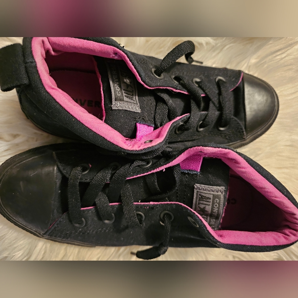 Black/Purple Converse All-star Chuck Taylor sz.4